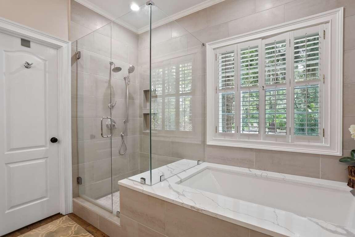 Photo 60 of 88 of 122 Woodline DR house