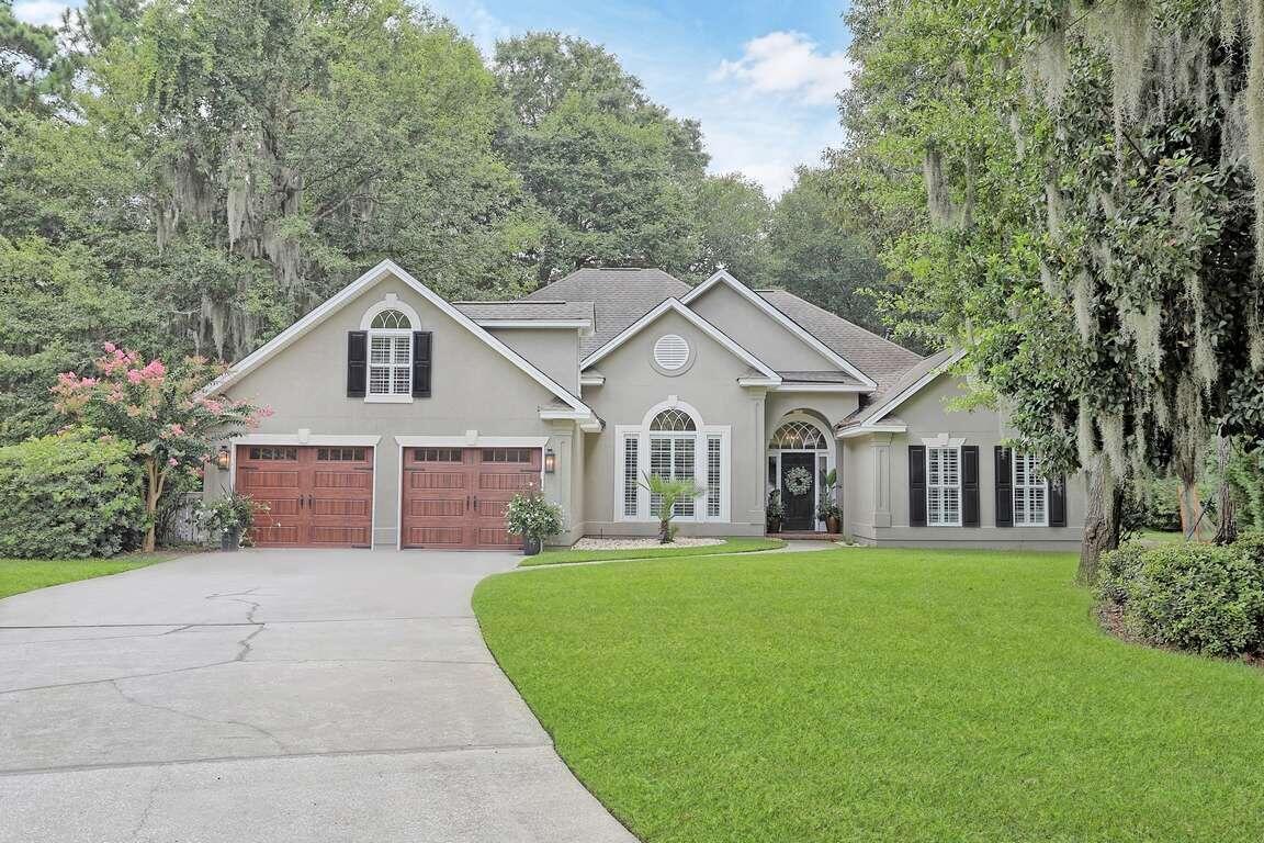 Photo 86 of 88 of 122 Woodline DR house