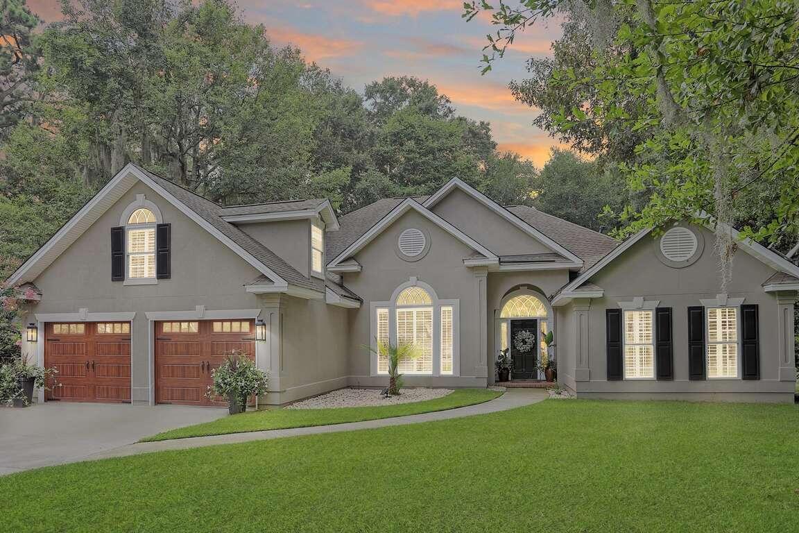 Photo 4 of 88 of 122 Woodline DR house