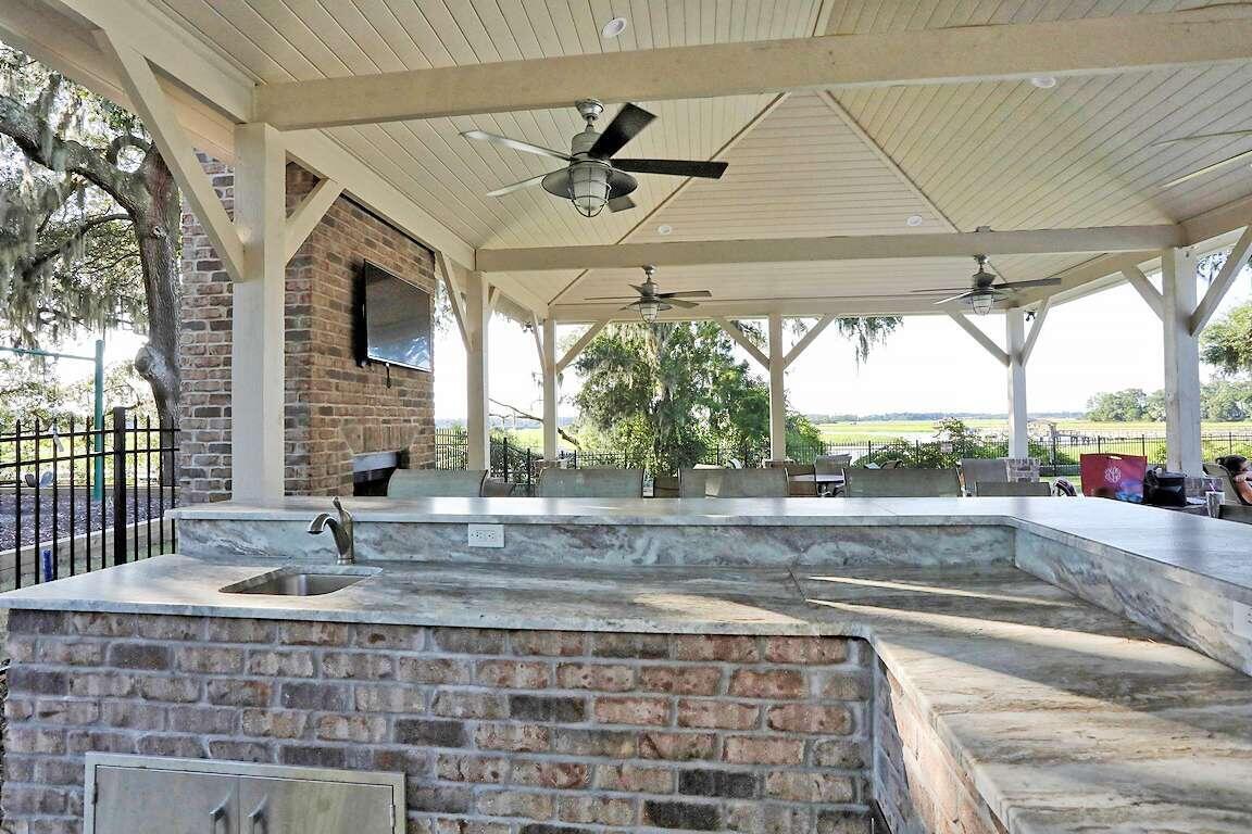 Photo 80 of 88 of 122 Woodline DR house