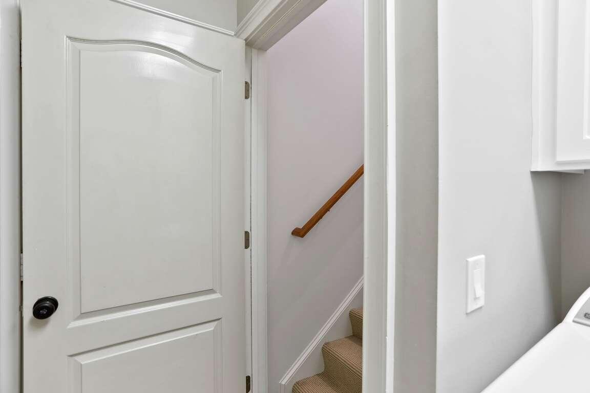 Photo 62 of 88 of 122 Woodline DR house