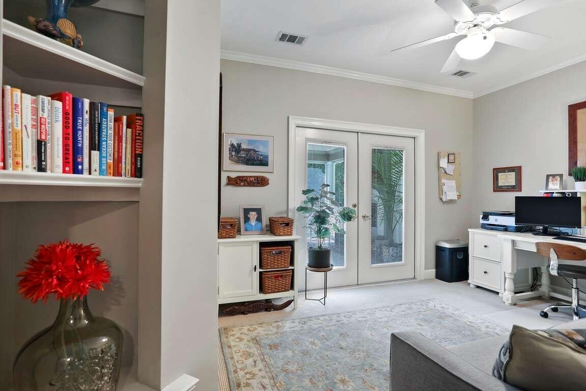 Photo 49 of 88 of 122 Woodline DR house