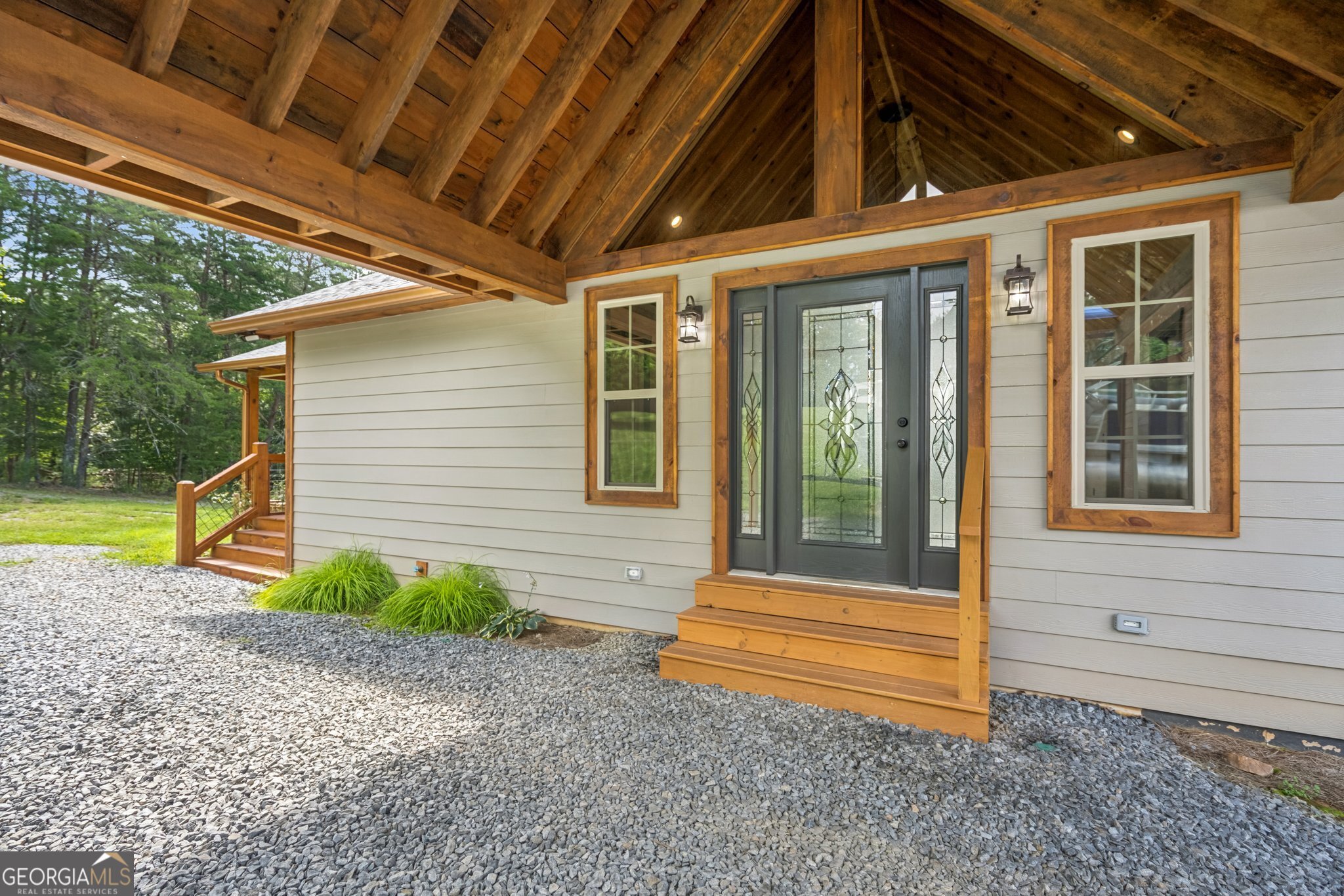 335 Mountain RD