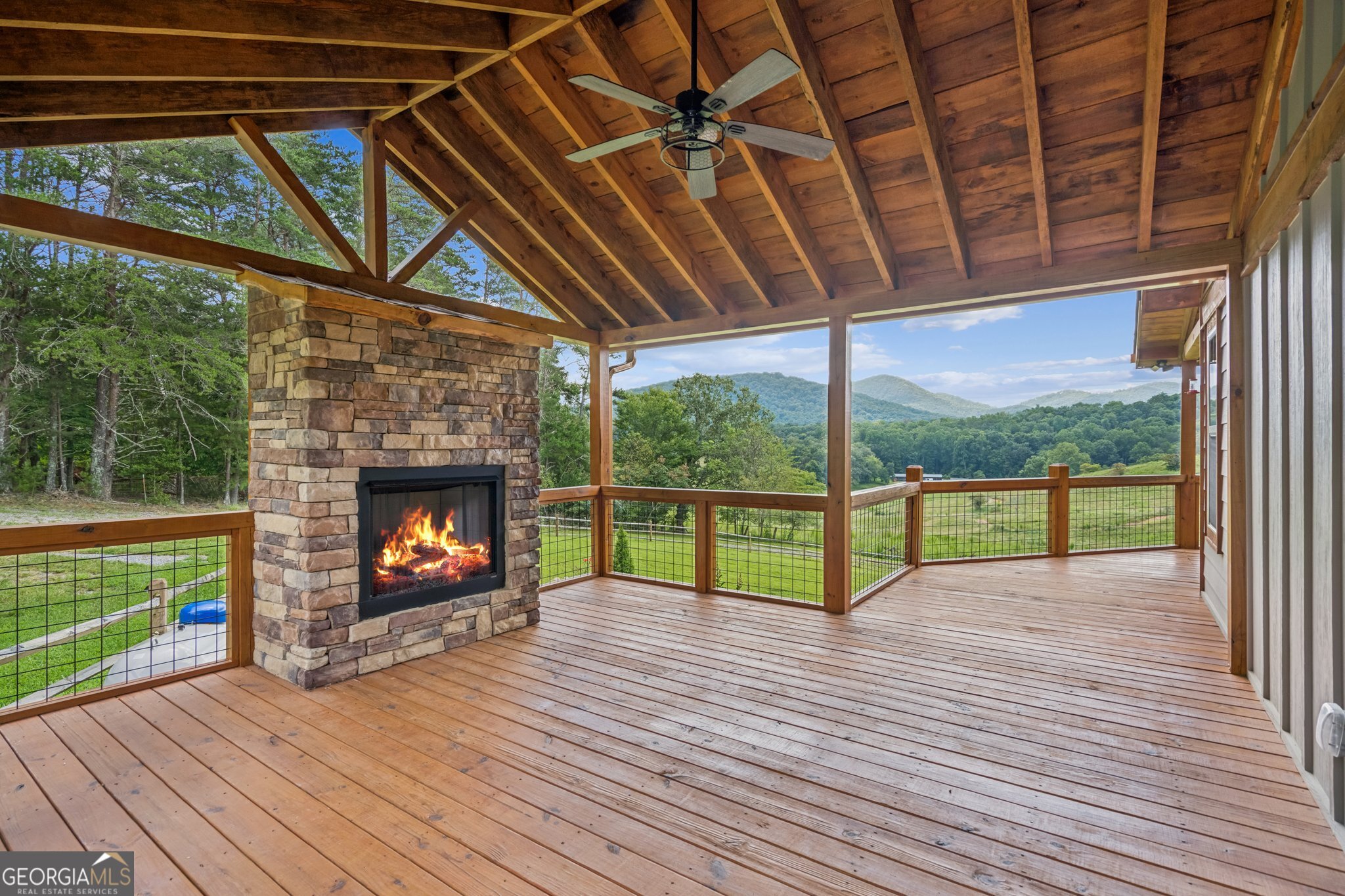 335 Mountain RD