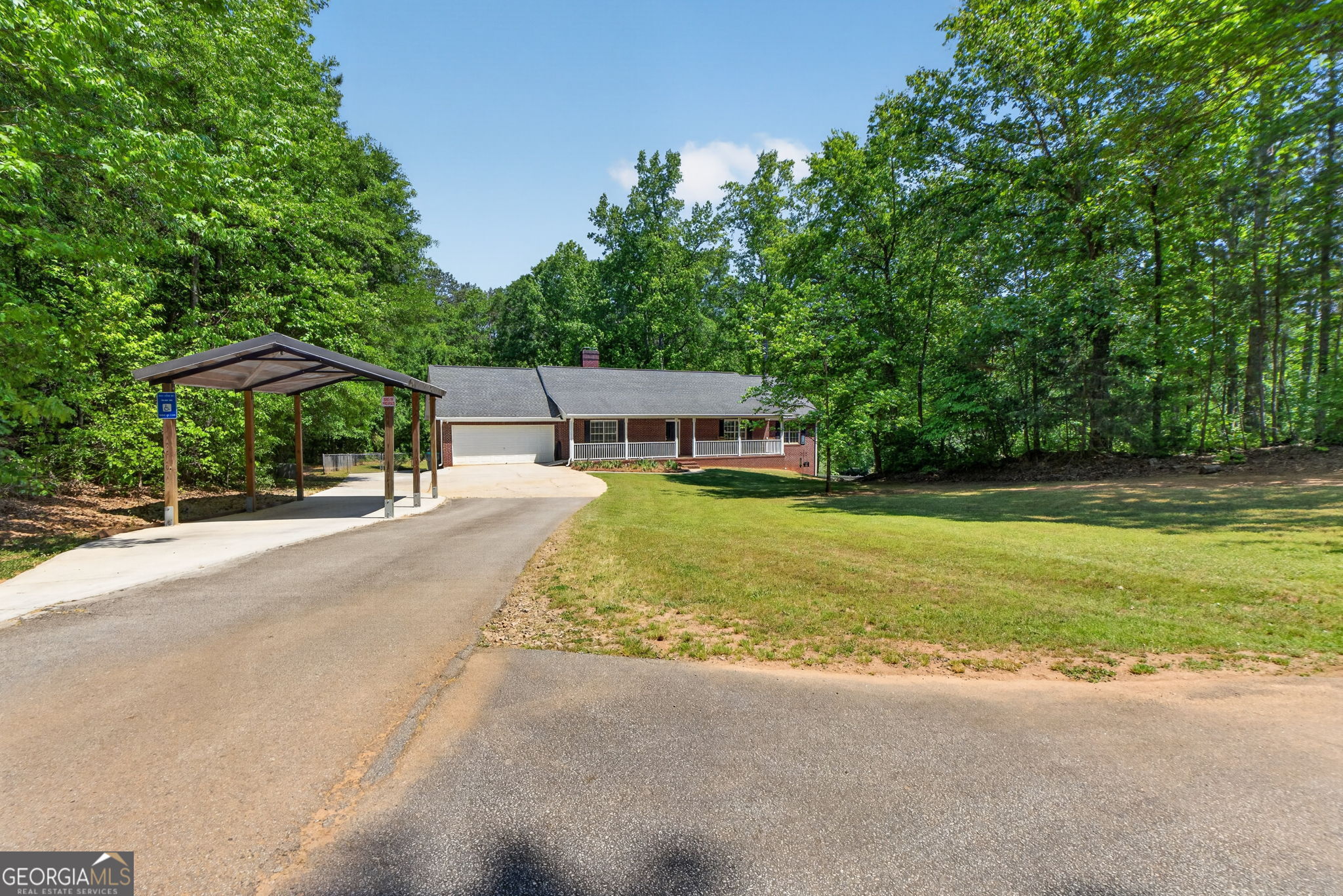 1697 Millers Mill RD