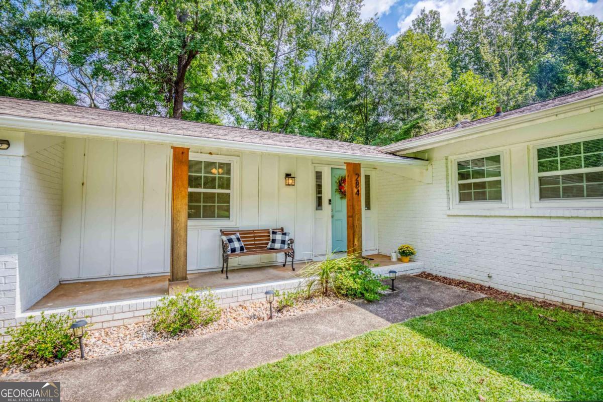 284 Rhodes DR