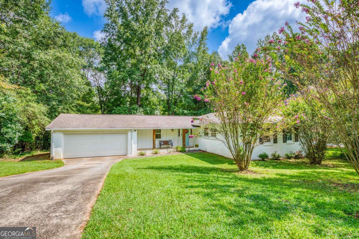 284 Rhodes DR