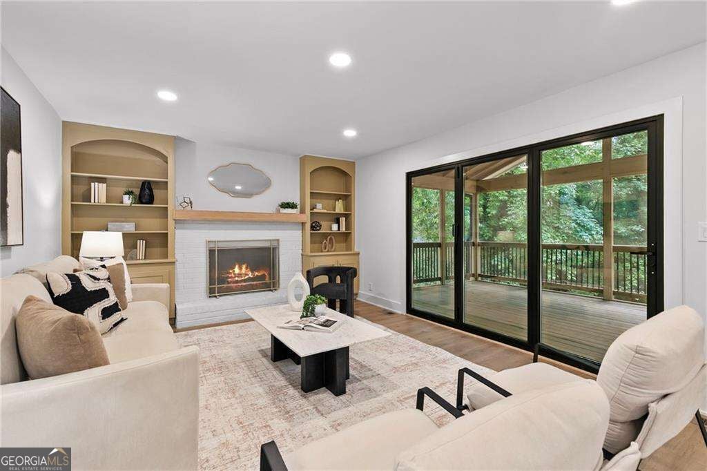 3010 Canton Hills DR