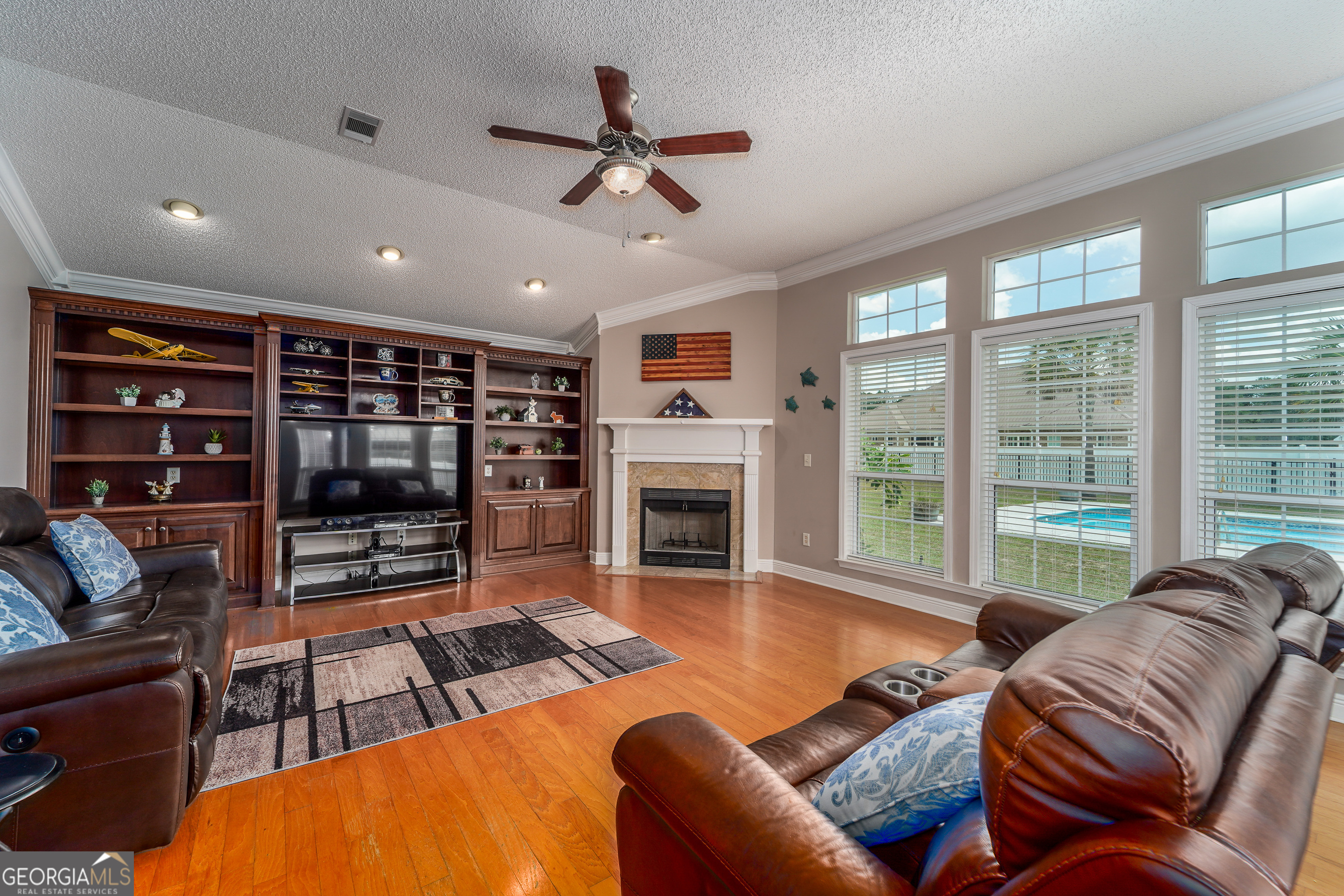 716 Stonewall Jackson PL