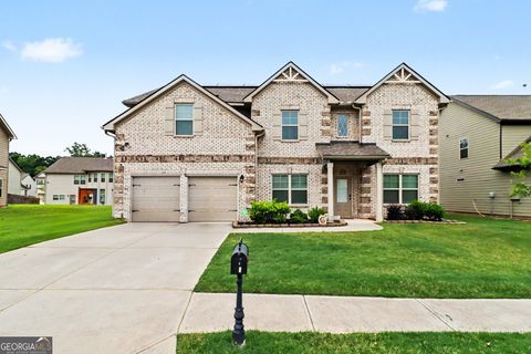 Photo of 5673 Wyncreek Circle SW, Atlanta, GA 30331 (MLS # 10779296)