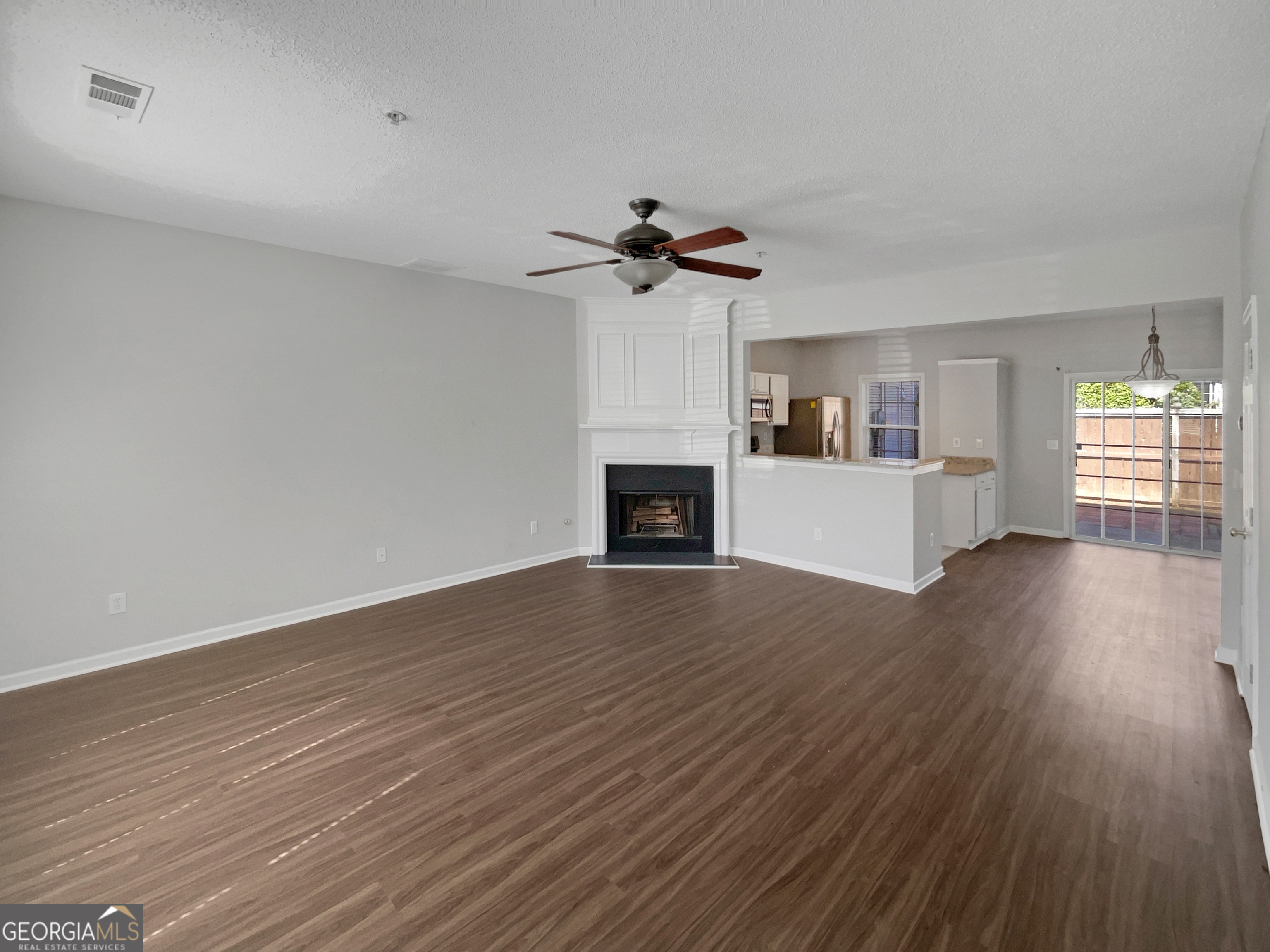 Windward Pointe - Residential
