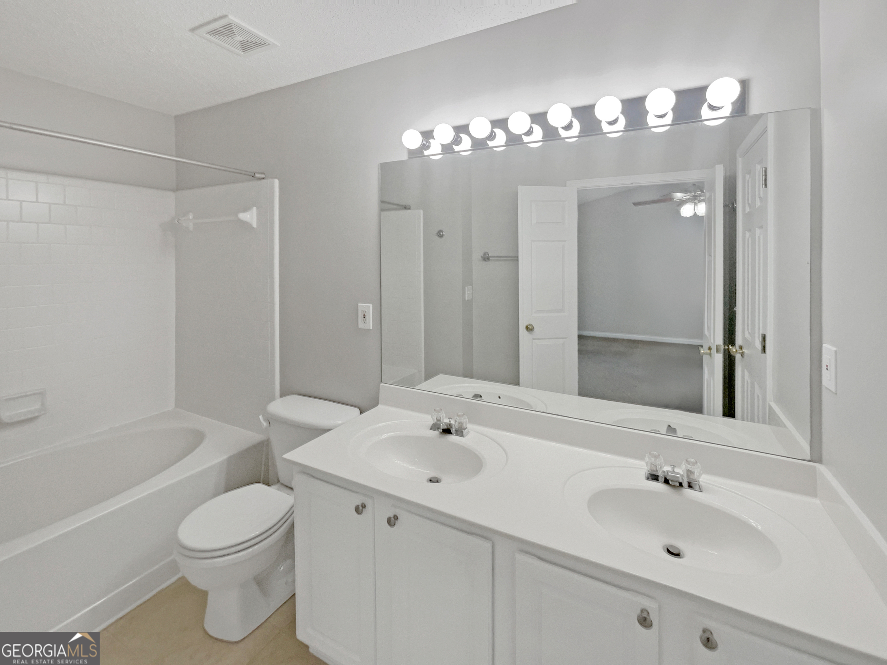 Windward Pointe - Residential