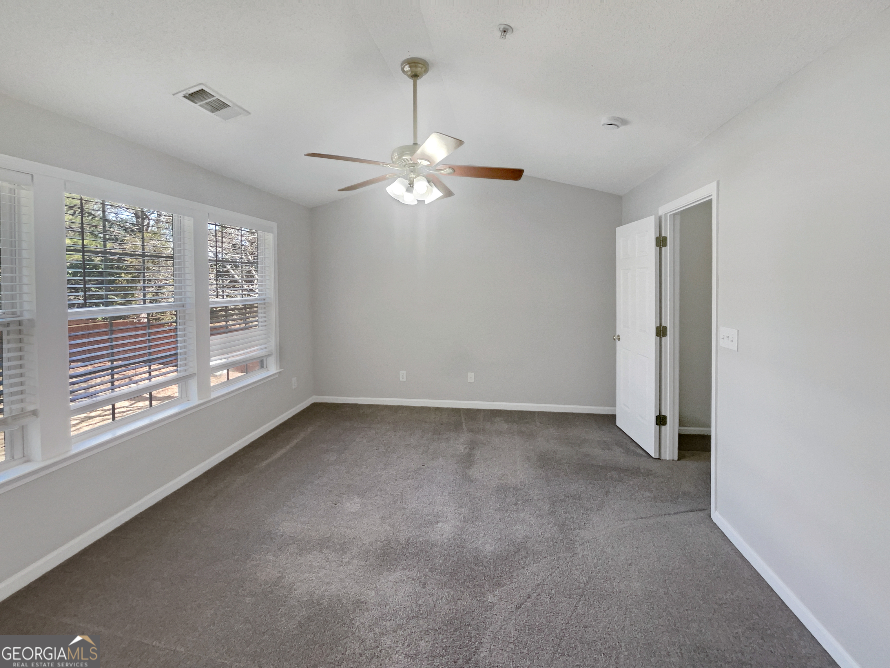 Windward Pointe - Residential