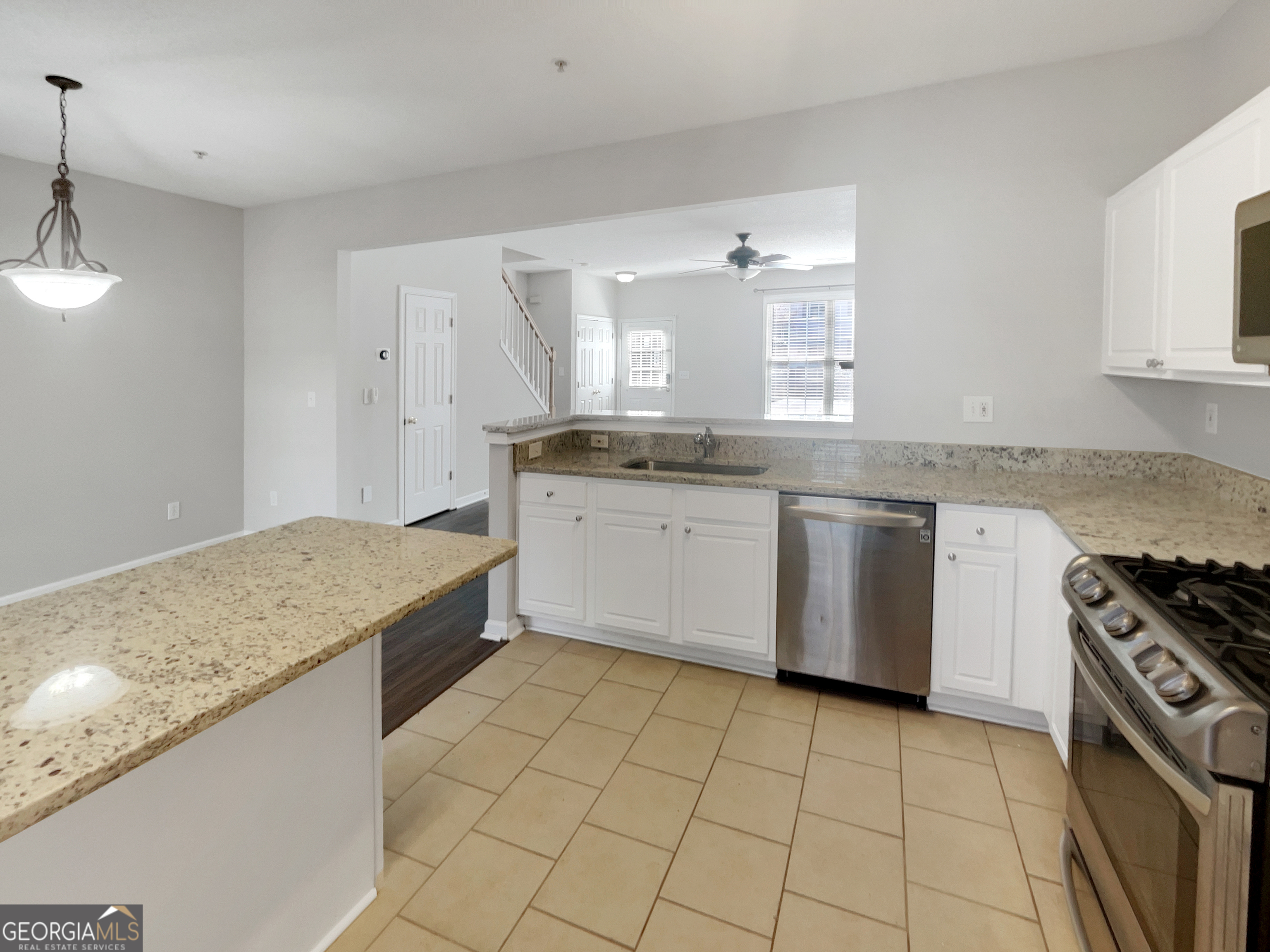 Windward Pointe - Residential