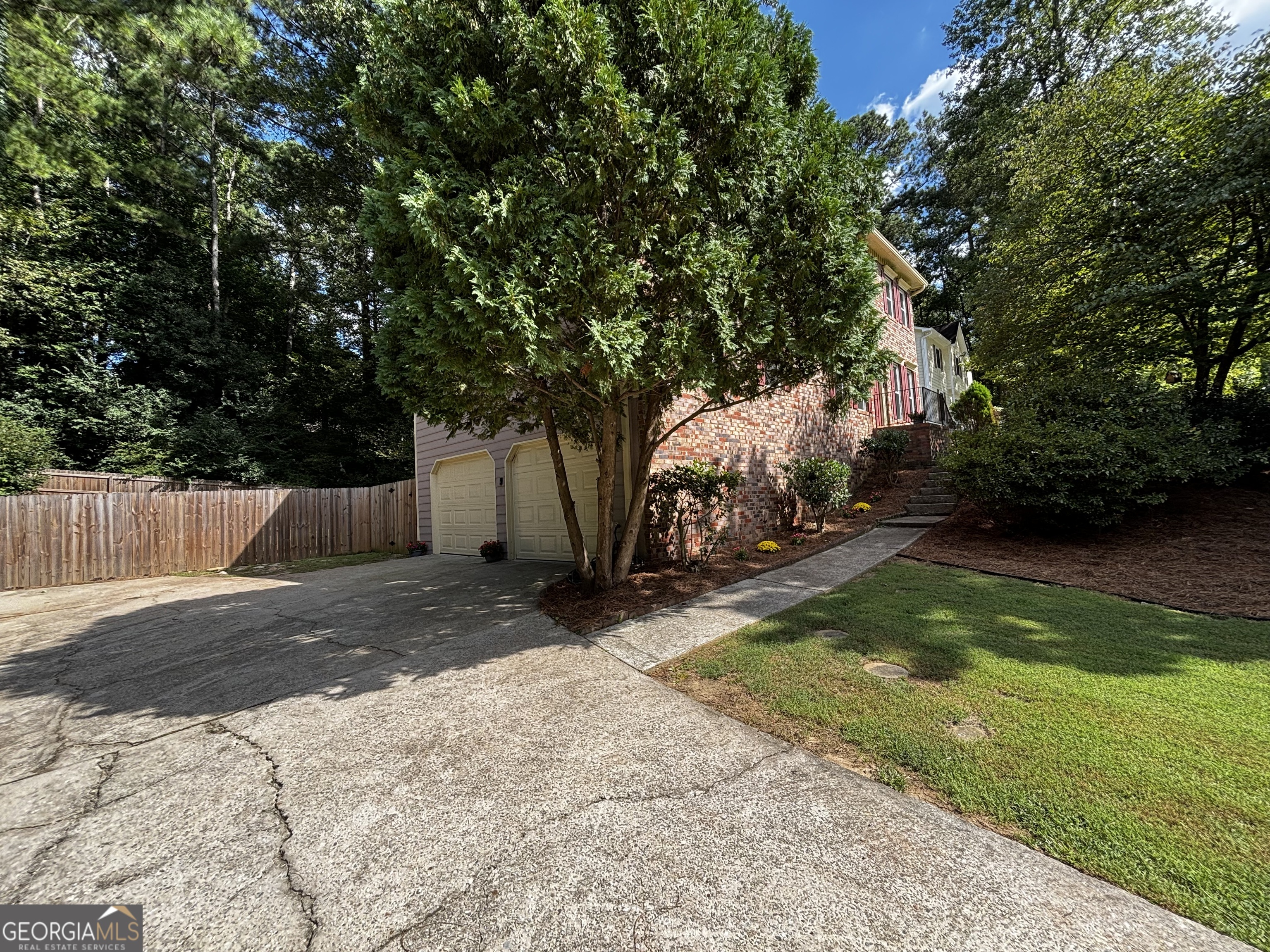 1575 SW MILFORD CREEK LN SW