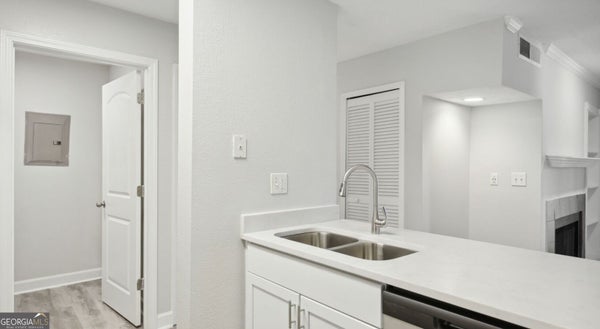 100 PINHURST DR # 918V, ATLANTA, GA 30339 - Image 95fcfd3e5d92eebeb963baca2f2bbef9/1623619018