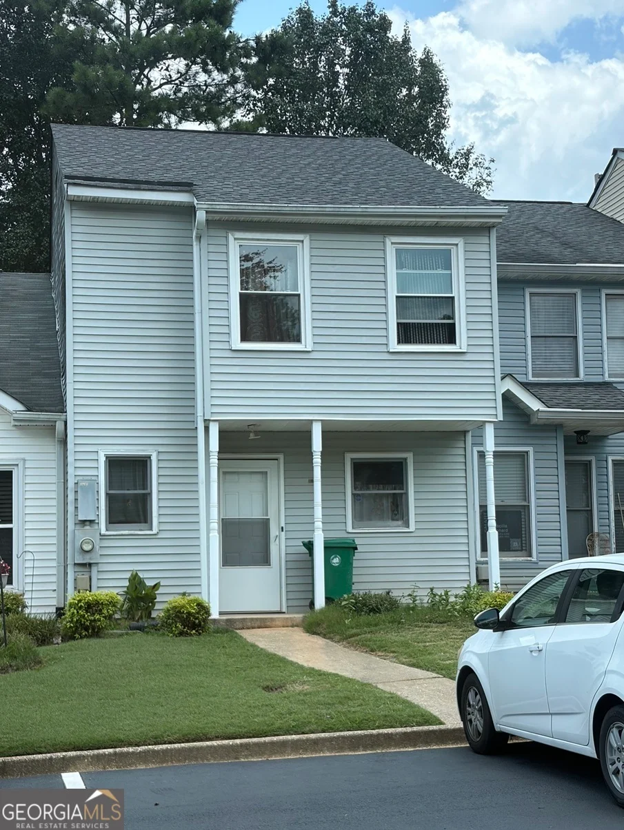 2268 Wellington Circle