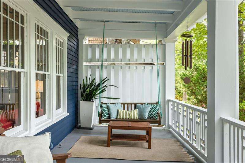 1260 McLendon AVE NE