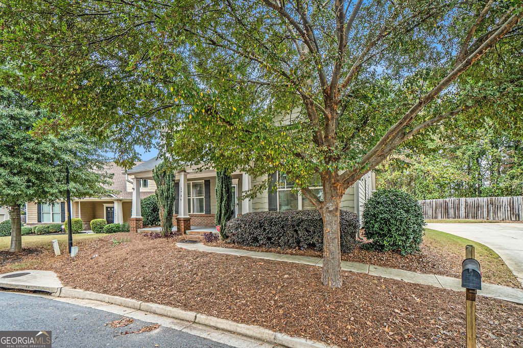 Photo of 1736 Walton Reserve Way, Austell, GA 30168 (MLS # 10652802)