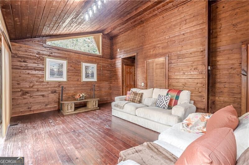 Jasper, Georgia 30143, United States, 2 Bedrooms Bedrooms, ,2 BathroomsBathrooms,Residential,Pending,11105