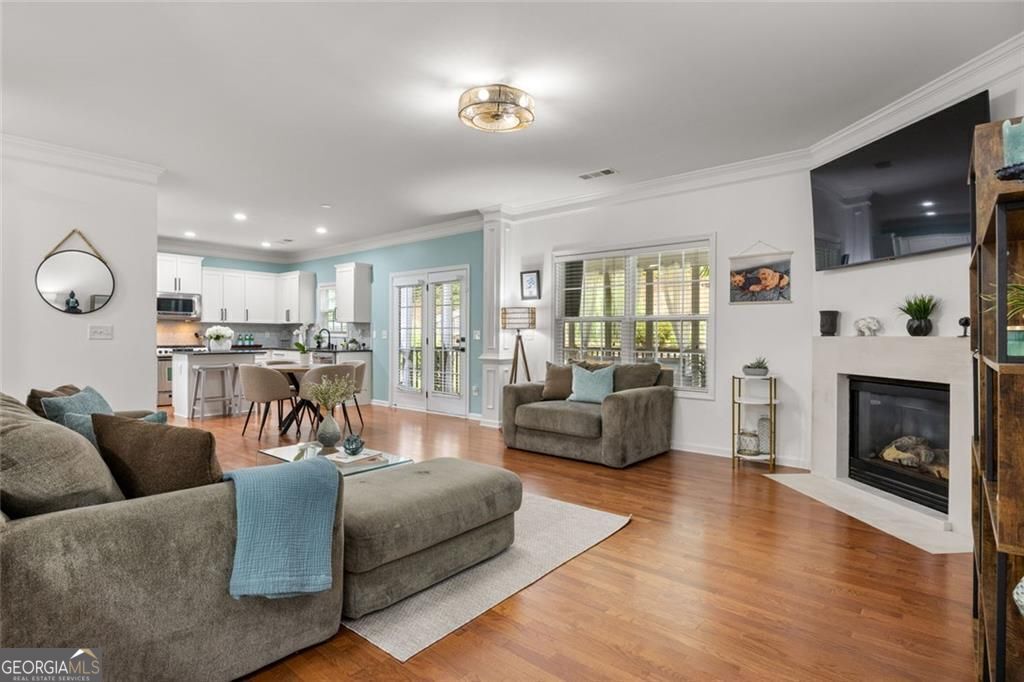 5835 Cobblestone Creek CIR