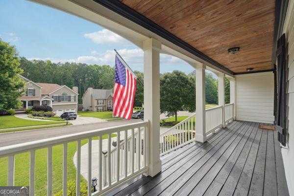 114 MOUNTAIN BROOK DR