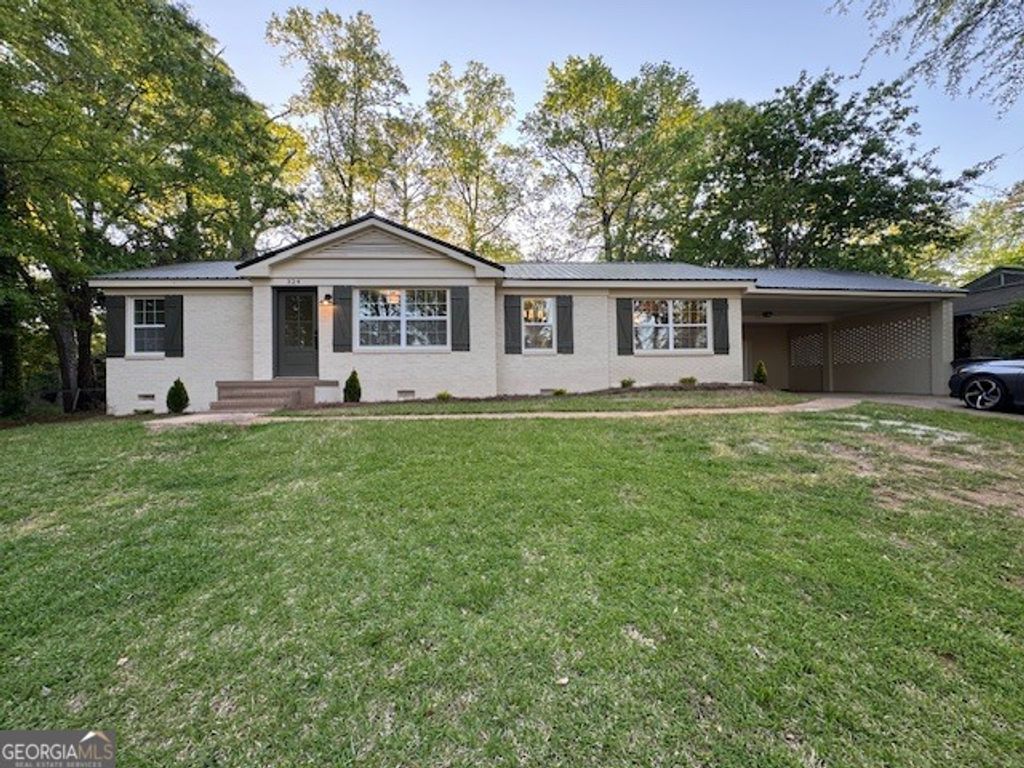 Photo of 324 Park Hill Drive, Lagrange, GA 30241 (MLS # 10727272)