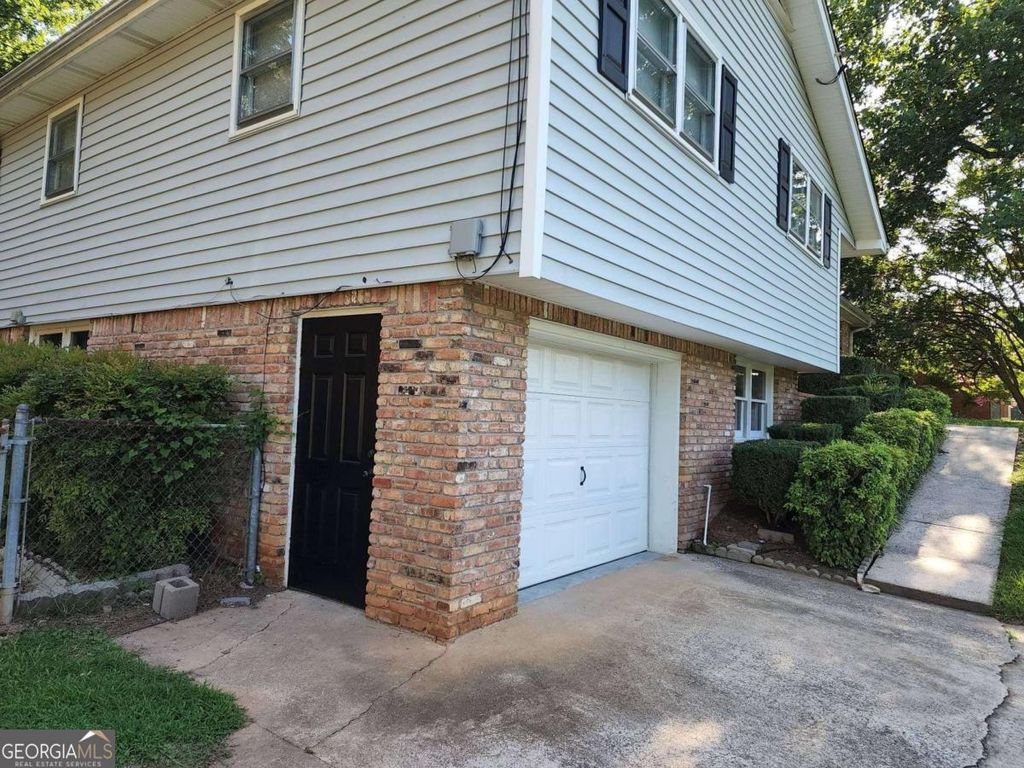 Photo of 1476 Dupree Road, Woodstock, GA 30189 (MLS # 10656186)