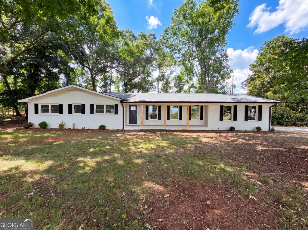 Photo of 1017 Clacktown Road, Winder, GA 30680 (MLS # 10771355)