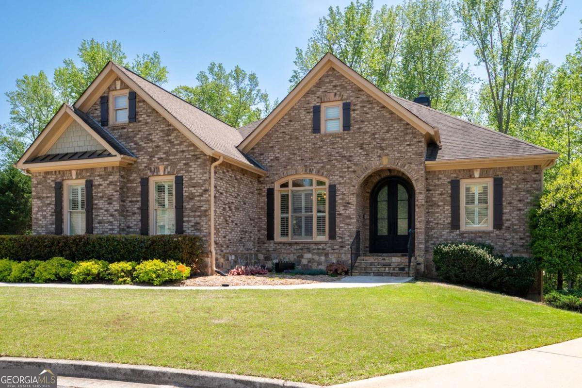 3053 Lawson DR