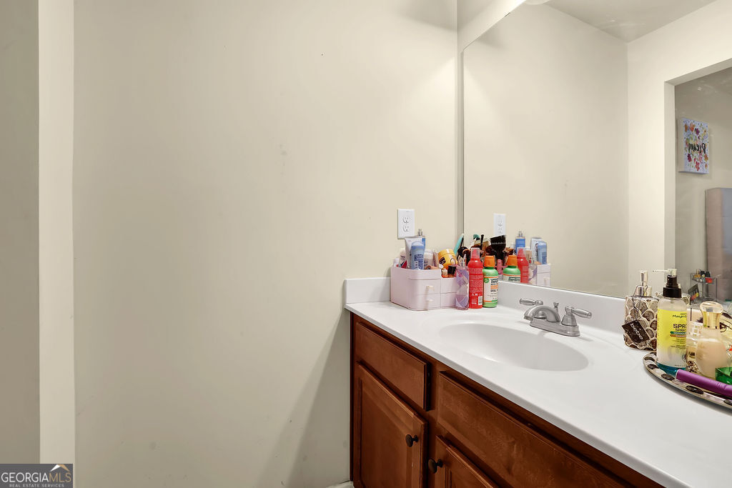 WOODGATE HILLS - Residential