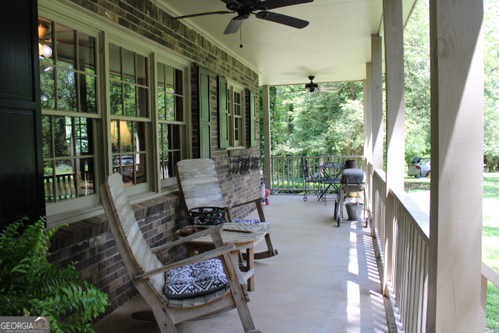 151 Evans RD