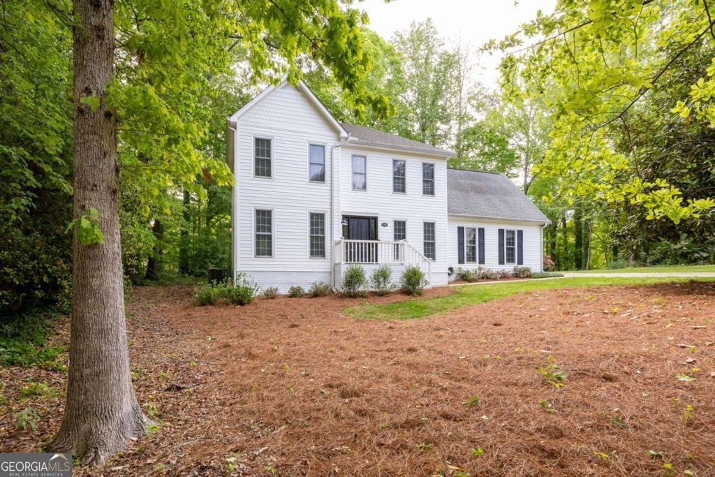 Photo of 12 Indian Lake Court, Hiram, GA 30141 (MLS # 10736770)