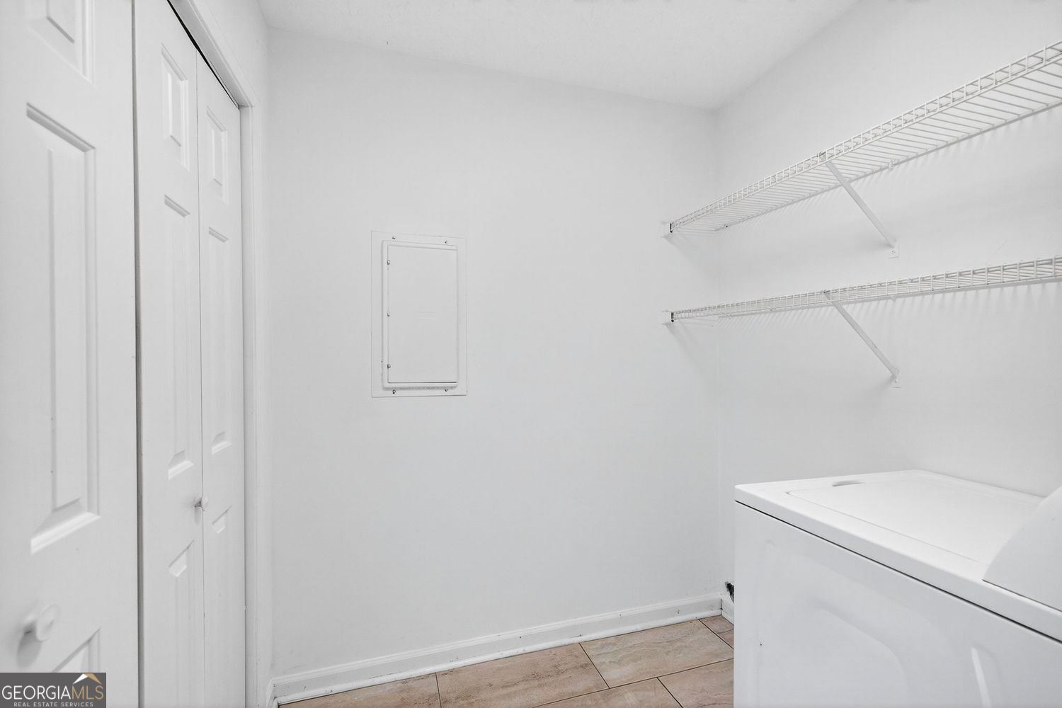 Marietta, Georgia 30066, United States, 3 Bedrooms Bedrooms, ,3 BathroomsBathrooms,Residential,Active,221595