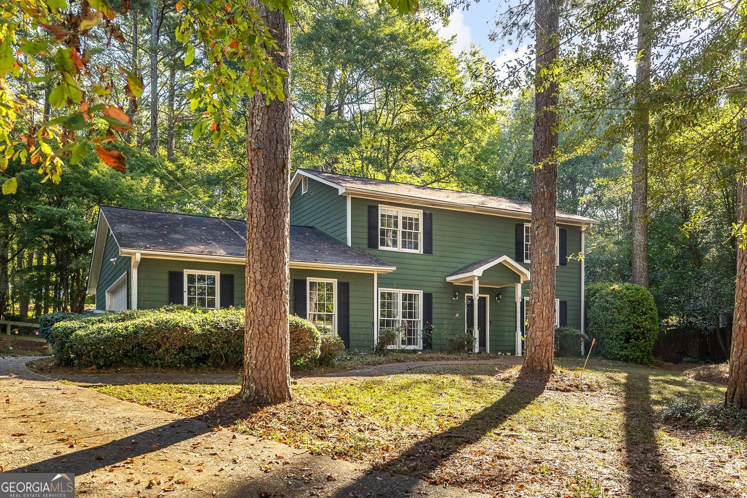 Marietta, Georgia 30066, United States, 3 Bedrooms Bedrooms, ,3 BathroomsBathrooms,Residential,Active,221595