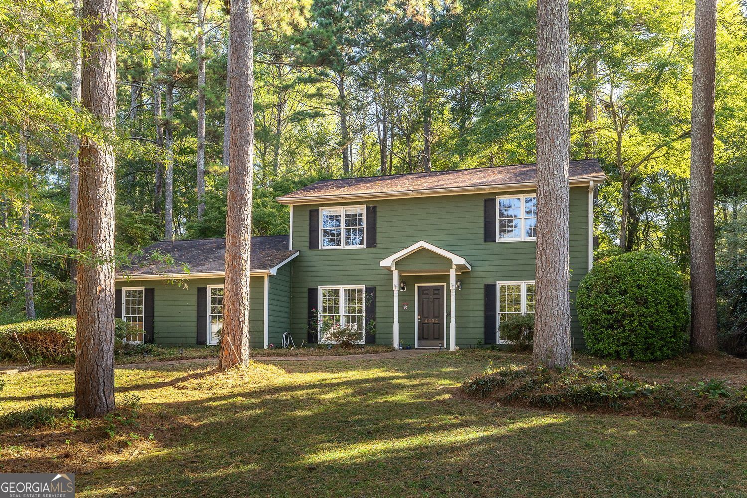 Marietta, Georgia 30066, United States, 3 Bedrooms Bedrooms, ,3 BathroomsBathrooms,Residential,Active,221595