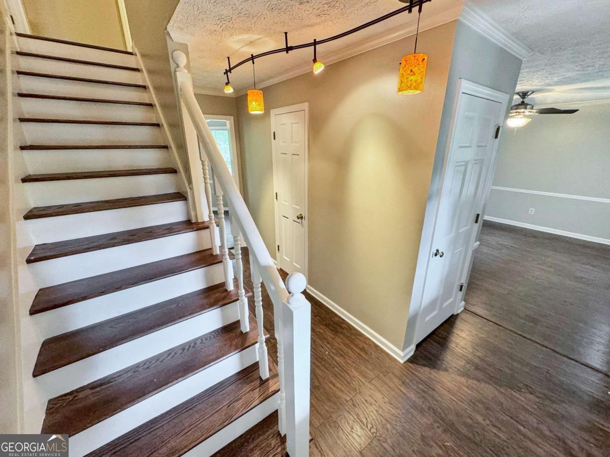 Falcon Crest I - Residential Lease