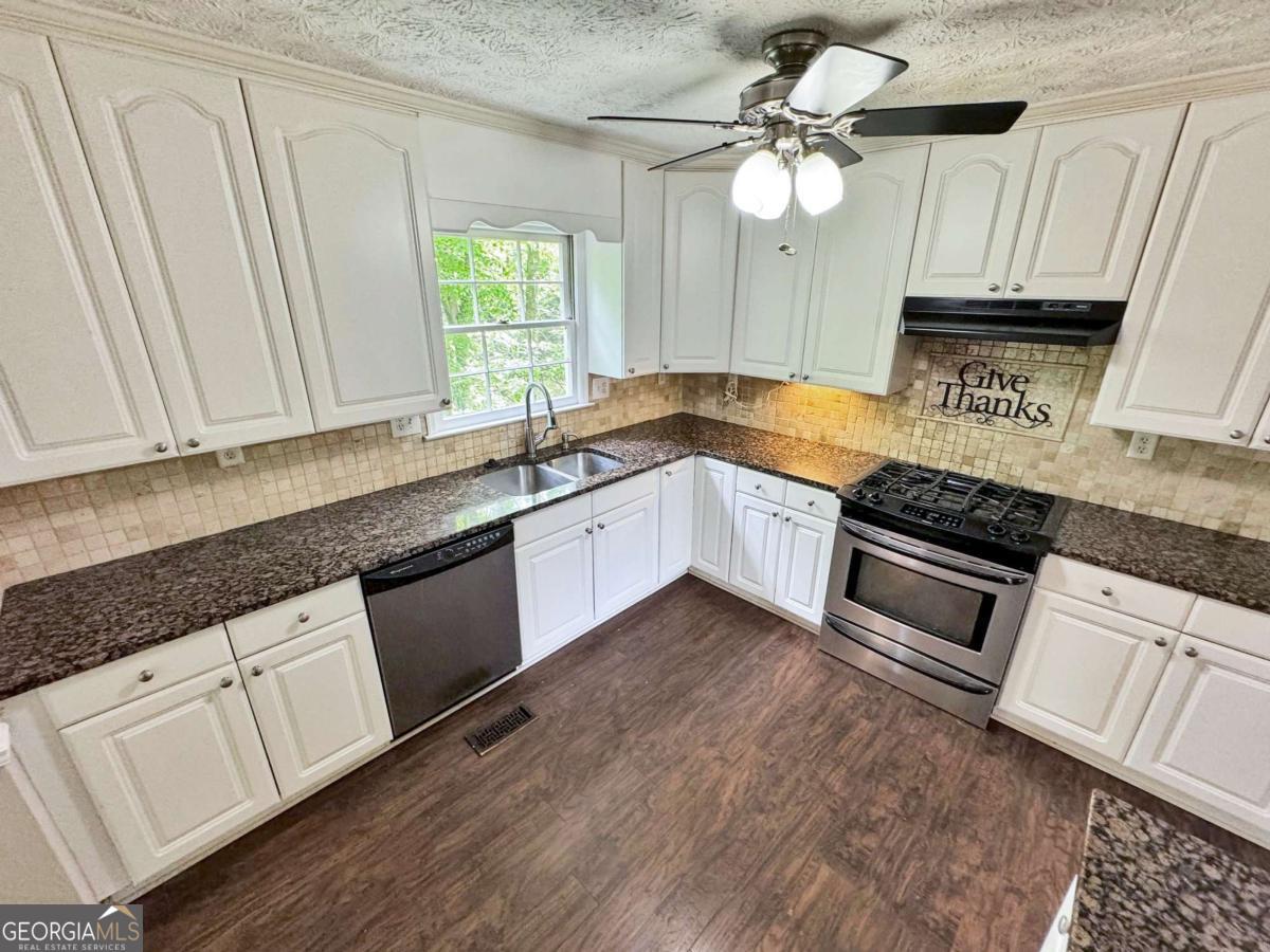 Falcon Crest I - Residential Lease