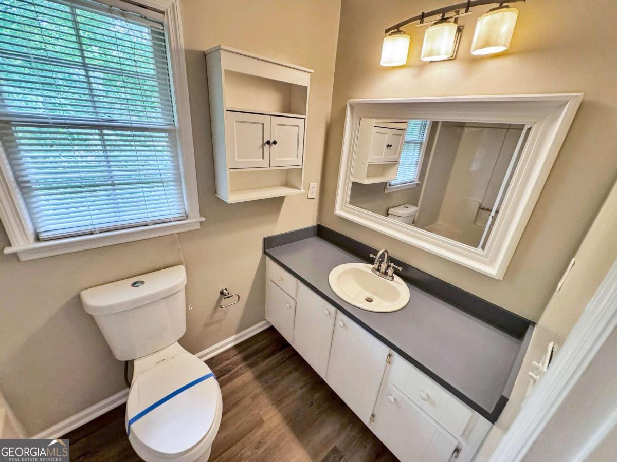 Falcon Crest I - Residential Lease