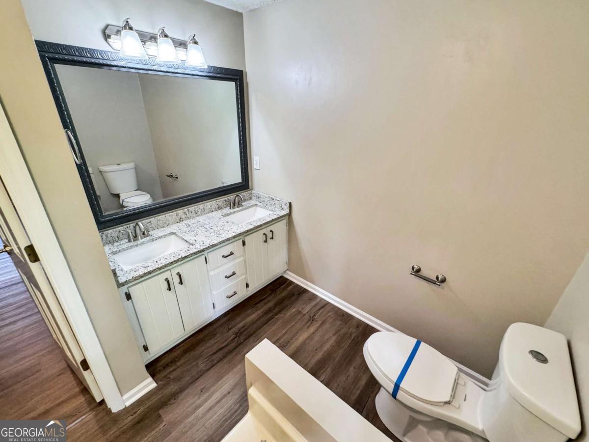 Falcon Crest I - Residential Lease