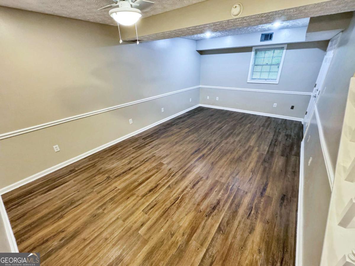 Falcon Crest I - Residential Lease