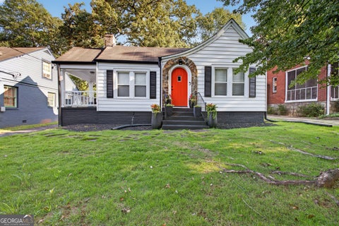 Photo of 946 Victory Drive SW, Atlanta, GA 30310 (MLS # 10816121)