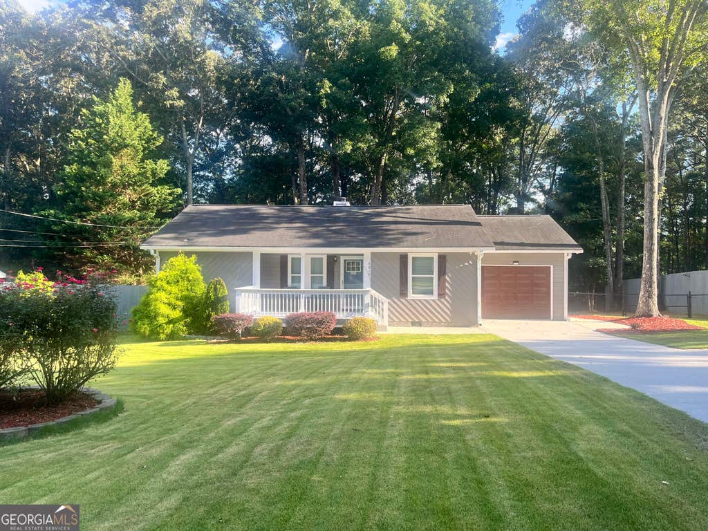Photo of 6015 Sumter Drive, Douglasville, GA 30135 (MLS # 10825791)