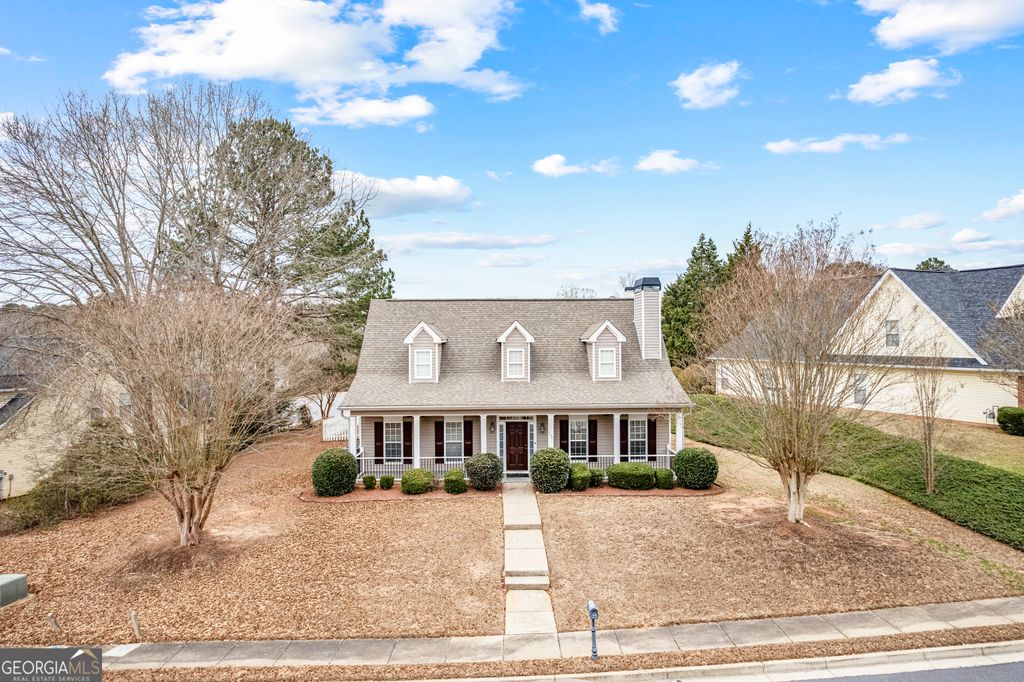 Photo of 136 Baldwin Court, Newnan, GA 30263 (MLS # 10699719)