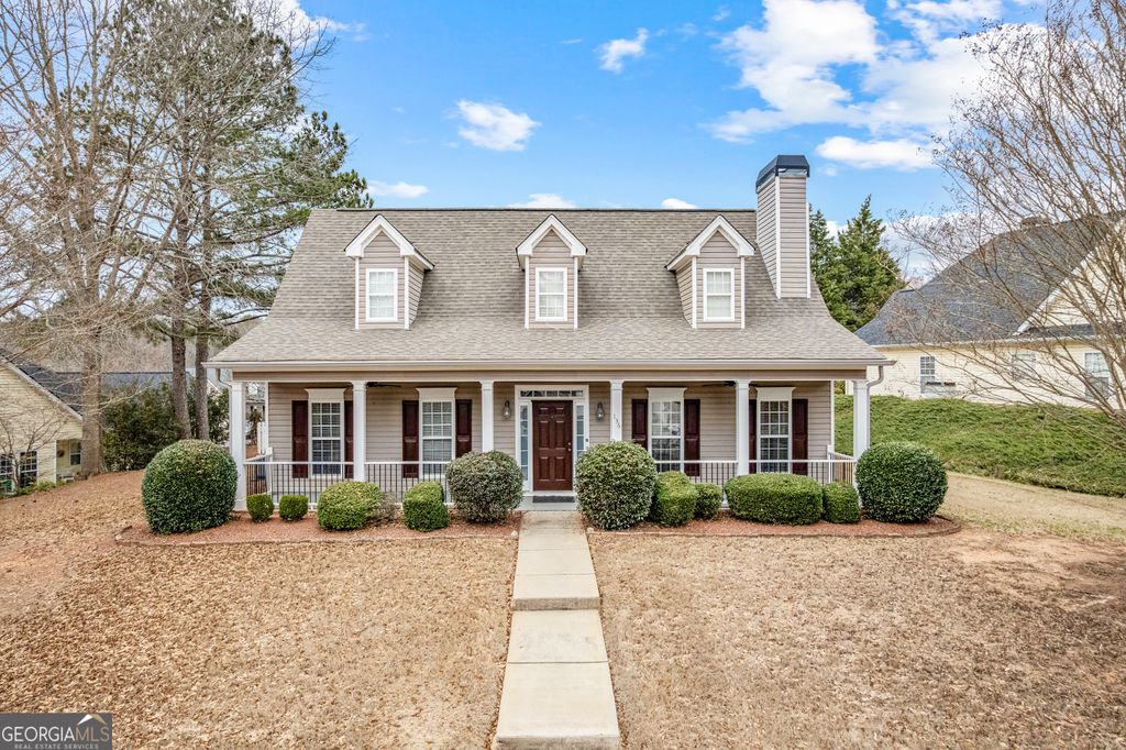 Photo of 136 Baldwin Court, Newnan, GA 30263 (MLS # 10699719)