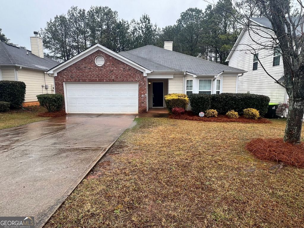 Photo of 165 Lakeside Point, Covington, GA 30016 (MLS # 10663870)