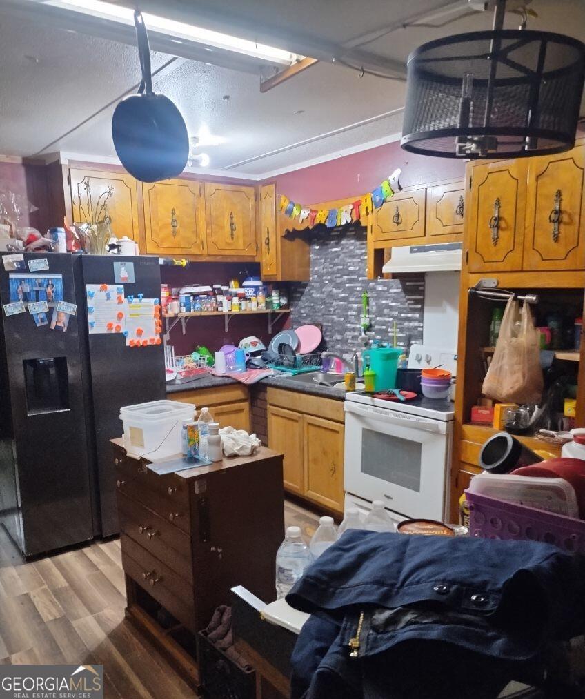 231 Pine DR