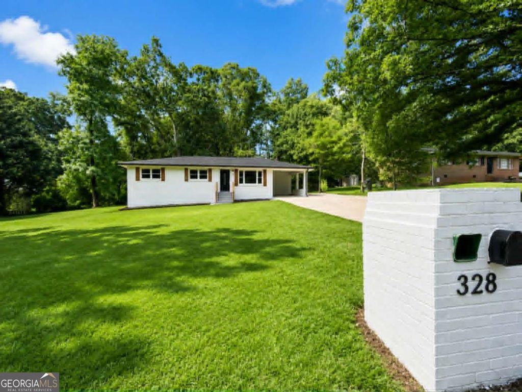 Photo of 328 Dale Drive, Griffin, GA 30223 (MLS # 10773977)