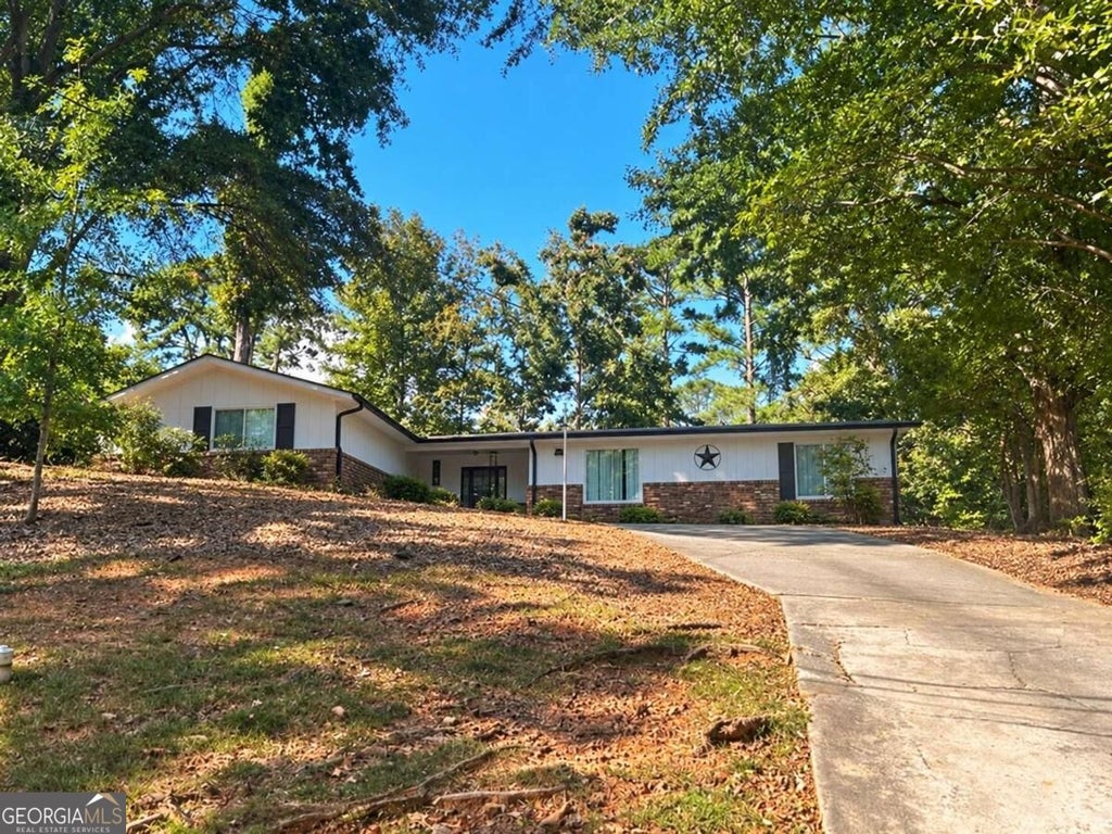 Photo of 1314 N Cliff Valley Way NE, Brookhaven, GA 30319 (MLS # 10850941)