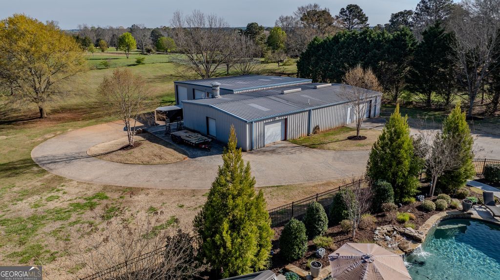 Photo of 399 Overlook Trl, Williamson, GA 30292 (MLS # 10715371)